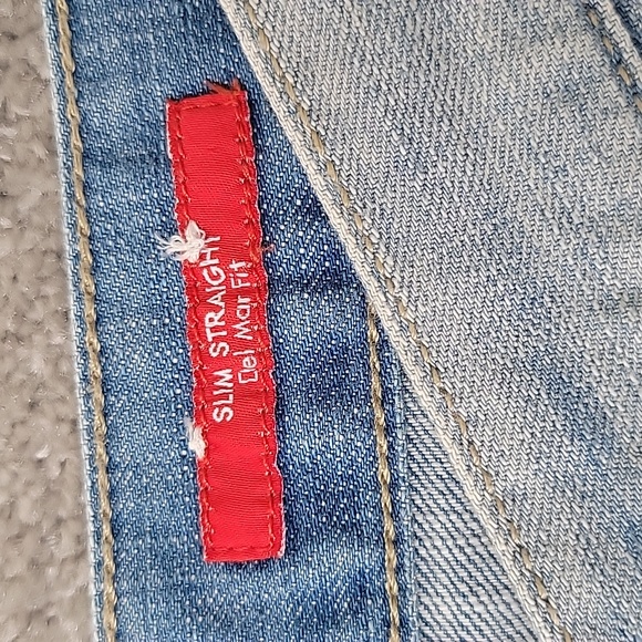 Guess jeans. Del Mar style, straight fit. Women's size 38x32 - Picture 3 of 4